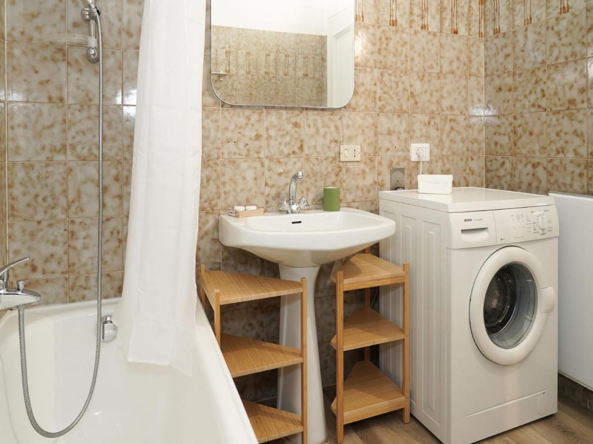 Studio Hermitage-4 By Interhome Porto Valtravaglia Exteriér fotografie